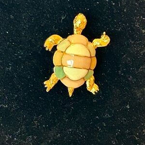 Vintage Multicolor‎ Stone Inlay Turtle Shaped Brooch Pin Gold Tone
